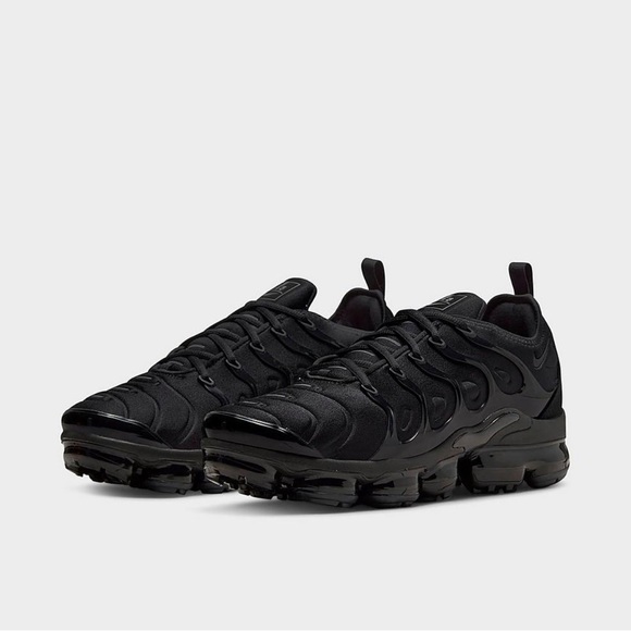 Nike Other - NIKE AIR VAPORMAX PLUS RUNNING SHOES